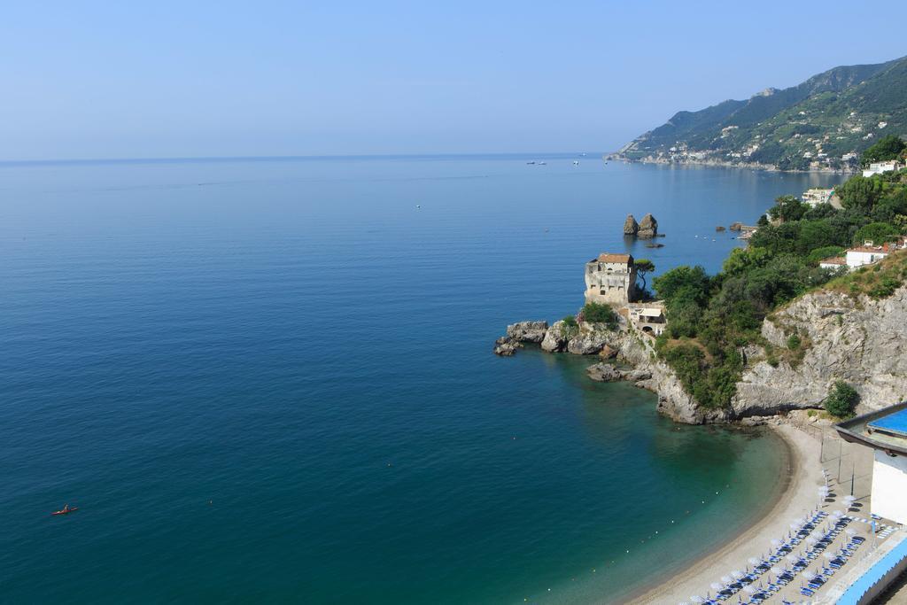 Lloyd'S Baia Hotel Vietri sul Mare Екстер'єр фото